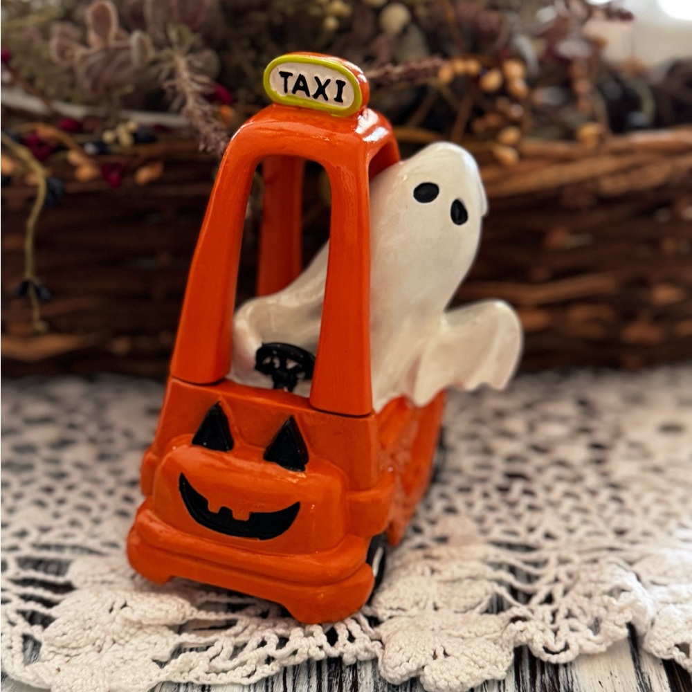 Halloween Ghost Taxi Toy